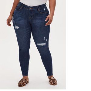 Bombshell Skinny Jeans - Plus Size